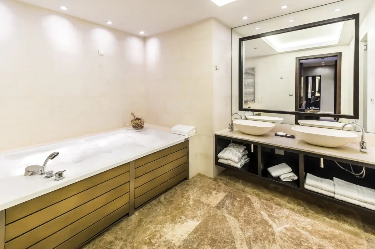Kupaonica Superior Suitea u Hotelu Residence